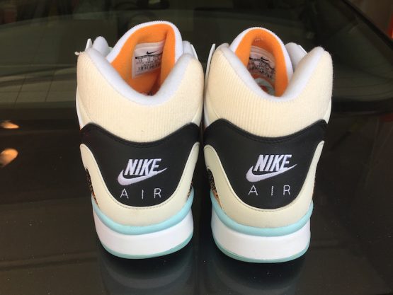 Nike Air Tech Challenge II Kumquat (2014) - Image 3