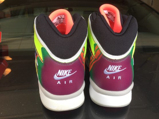 Nike Air Tech Challenge Hybrid Volt Hot Lava (2014) - Image 2