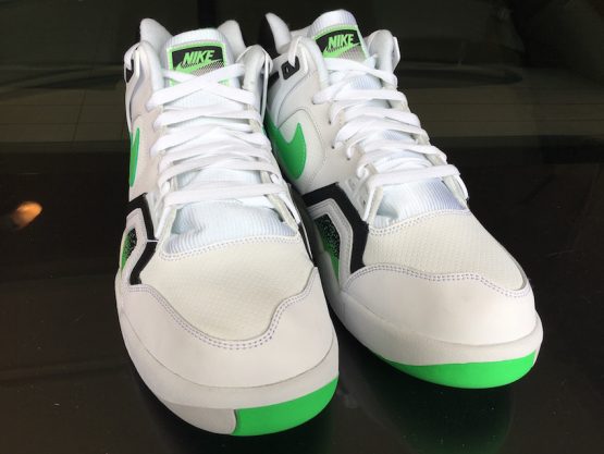 Nike Air Tech Challenge II Poison Green (2014) - Image 2
