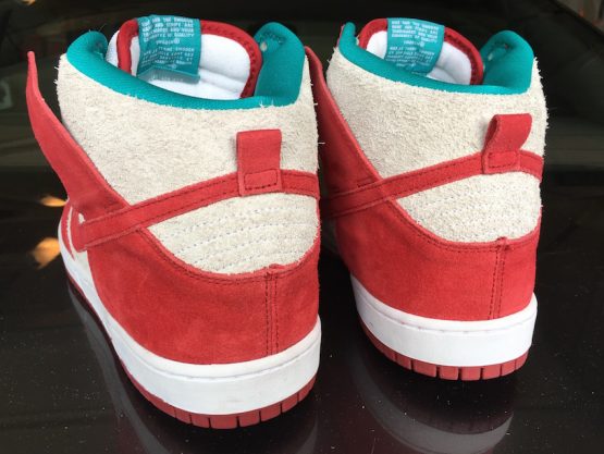 Nike Dunk Pro SB High Dr. Seuss (2014) - Image 3