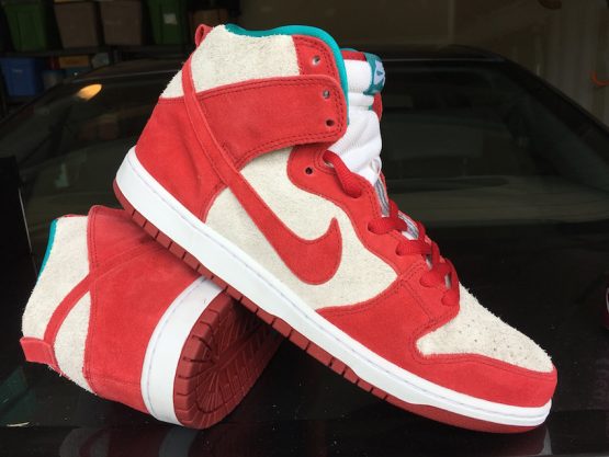 Nike Dunk High SB - Dr. Seuss