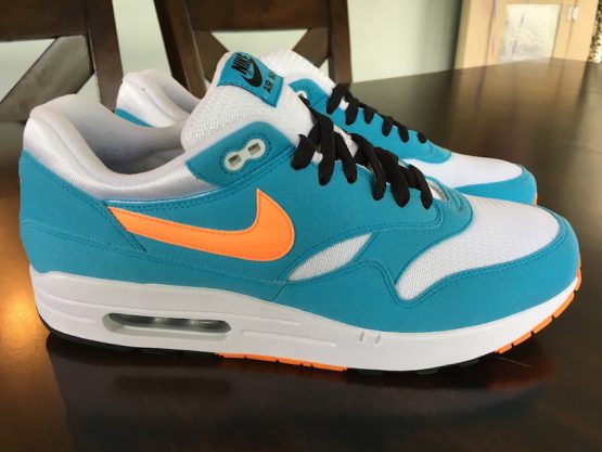 Nike Air Max 1 ID Miami (2009) - Image 2