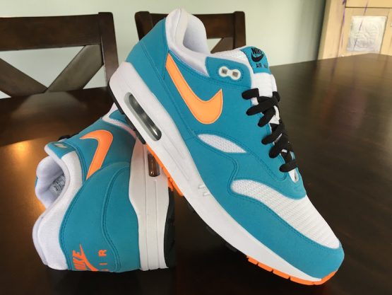 Nike Air Max 1 ID Miami (2009) - Image 6