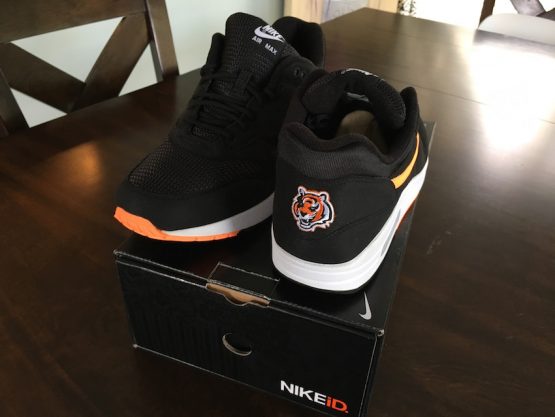Nike Air Max 1 ID Cincinnati Bengals (2009) - Image 9
