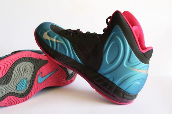 Nike Air Max Hyperposite "Fireberry" (2012) - Image 8