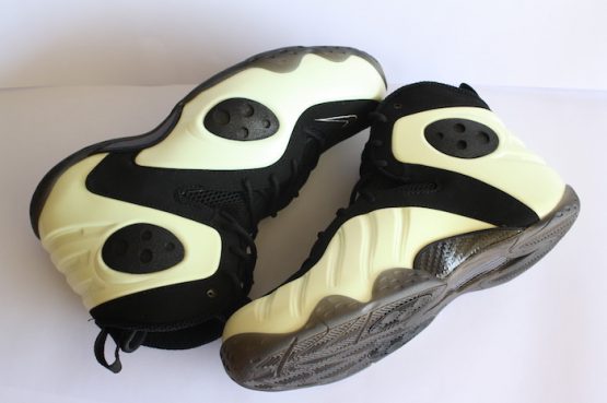 Nike Air Zoom Rookie - Glow In The Dark (2011) - Image 4
