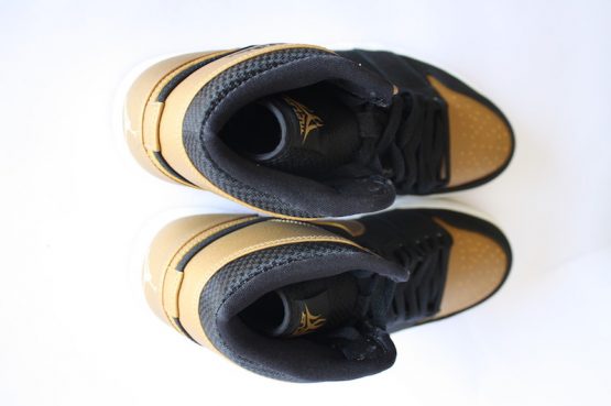 Nike Air Jordan Retro 1 PE - Melo (2014) - Image 4