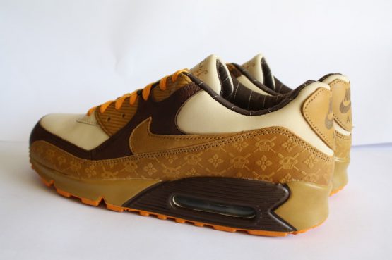 Nike Air Max 90 Leather Premium "Wheat Skulls" (2007) - Image 2