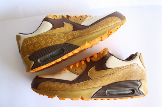 Nike Air Max 90 Leather Premium "Wheat Skulls" (2007)