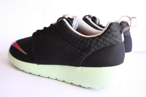 Nike Roshe Run FB "Yeezy" (2013) - Image 4