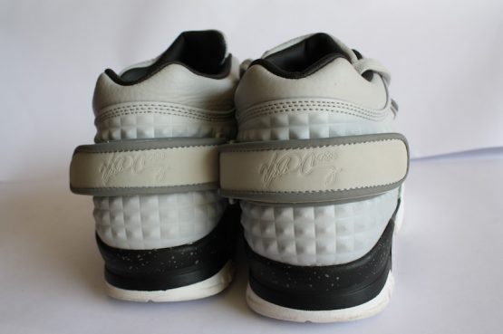 Nike Air TR. V. Cruz "Wolf Grey" (2015) - Image 3