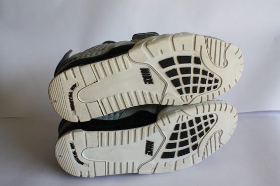 Nike Air TR. V. Cruz "Wolf Grey" (2015) - Image 5