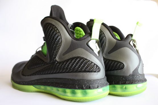 Nike Air Zoom LeBron IX "Dunkman" (2012) - Image 2