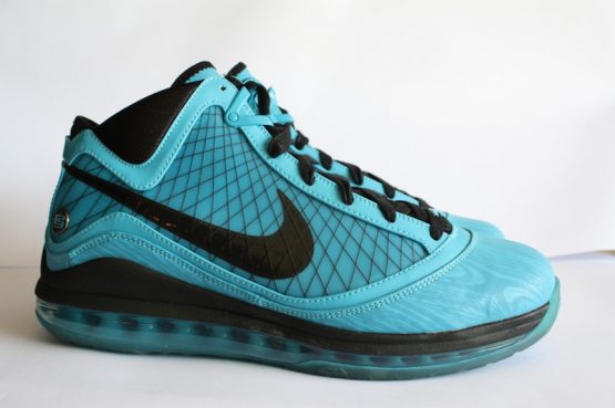 Nike Air Max LeBron VII "All-Star" (2010) - Image 2
