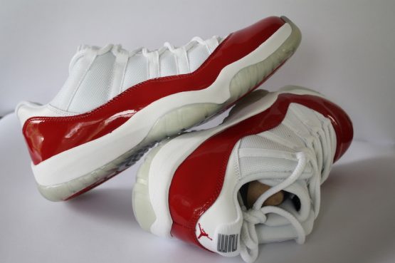 Nike Air Jordan Retro XI Low - Varsity Red (2016) - Image 9