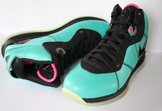 Nike Air Max LeBron 8 "South Beach" (2010) - Image 7