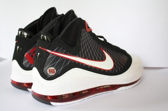 Nike Air Max LeBron 7 "Shooting Stars" - PROMO Sample - Image 3