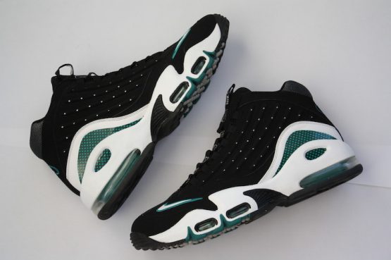 Nike Air Griffey Max II "Fresh Water" (2011) - Image 5