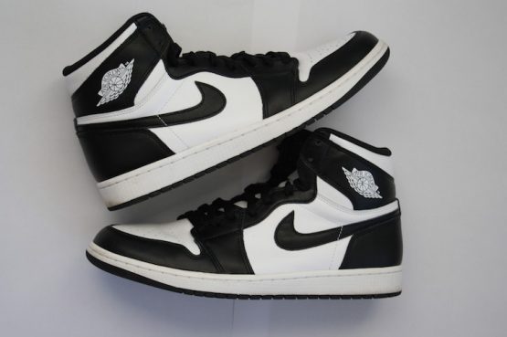 Nike Air Jordan Retro 1 OG Black/White (2014) - Image 3
