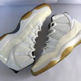 Nike Air Jordan Retro XI "Columbia" (2001)