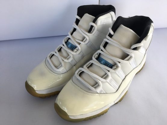 Nike Air Jordan Retro XI "Columbia" (2001) - Image 2