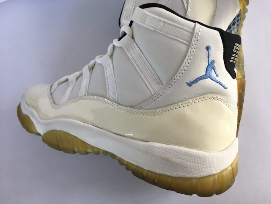 Nike Air Jordan Retro XI "Columbia" (2001) - Image 7