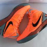 Nike Zoom Hyperdunk 2011 BG "Blake Griffin" (2011) - Image 2
