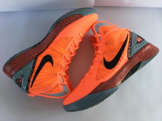 Nike Zoom Hyperdunk 2011 BG "Blake Griffin" (2011) - Image 2