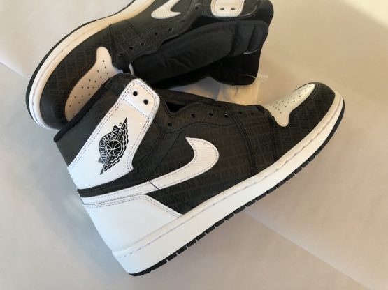 Nike Air Jordan 1 Retro "Re2pect" Derek Jeter (2017) - Image 9
