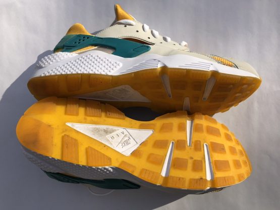 Nike Air Huarache Runner "Ethnic Pack" (2015) - Image 3