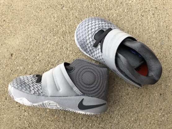 Nike Kyrie 2 "Omega" Toddler (2016) - Image 2