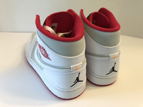 Nike Air Jordan 1 Mid Retro "Hare" (2015) - Image 4