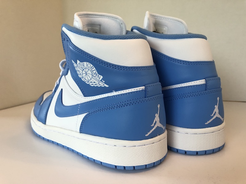 air jordan 1 retro mid og unc