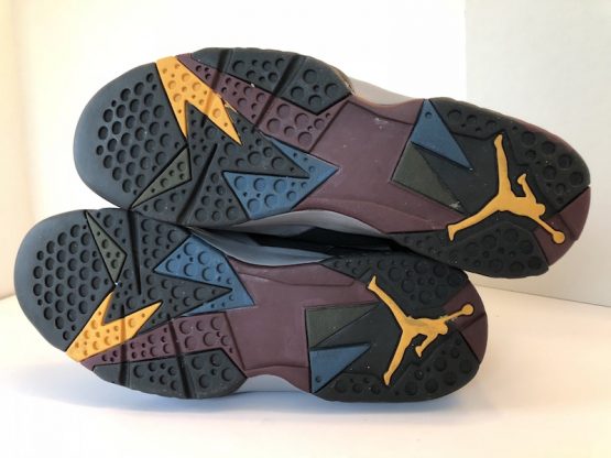 Nike Air Jordan VII Retro "Bordeaux" (2011) - Image 5