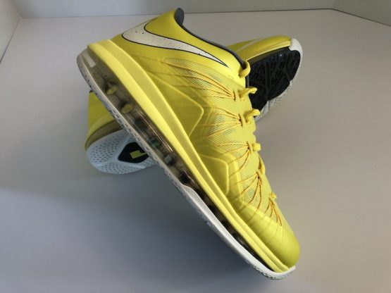 Nike Air LeBron X Low "Sonic Yellow" (2013) - Image 6