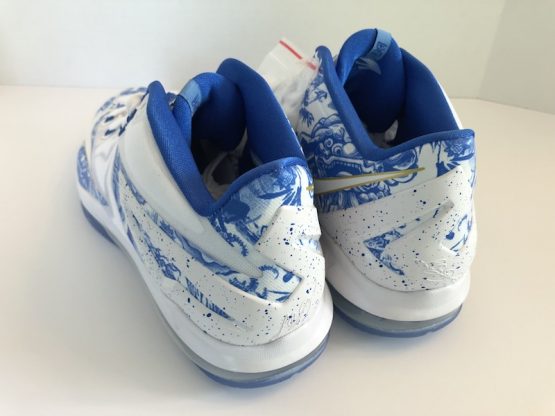 Nike Air LeBron XI Low "China" (2014) - Image 3