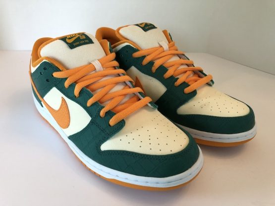 Nike Dunk SB Low "Kumquat" (2014) - Image 3