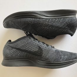 Nike Flyknit Racer Black