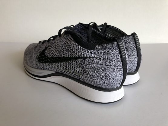 Nike Flyknit Racer Oreo