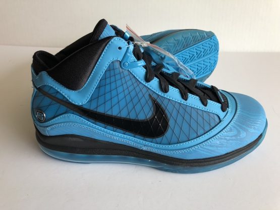 Nike Air Max LeBron 7 "All-Star" (2010) - Image 3