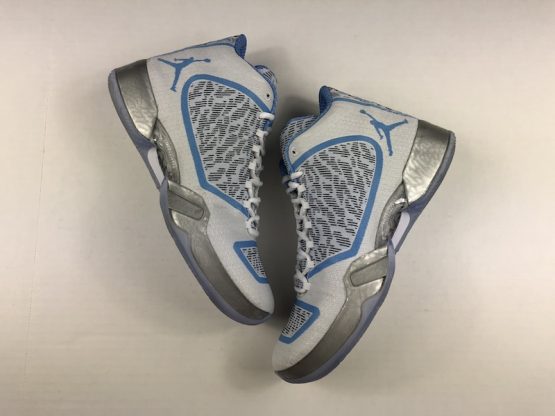 Nike Air Jordan Retro "Ultimate Gift of Flight" Pack (2014) - Image 15