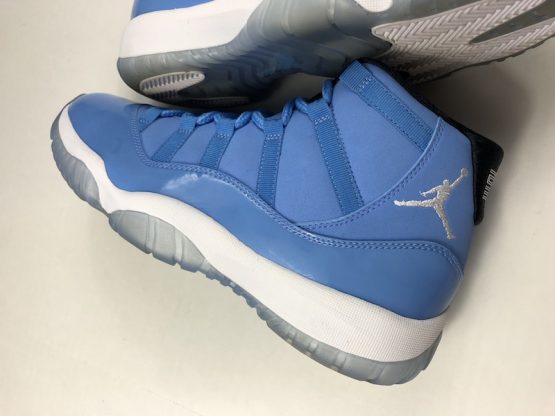 Nike Air Jordan XI Retro "Ultimate Gift of Flight" Pack (2014) - Image 7