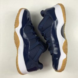 Air Jordan XI Low Retro Gum