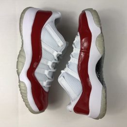 Air Jordan XI Low Varsity Red