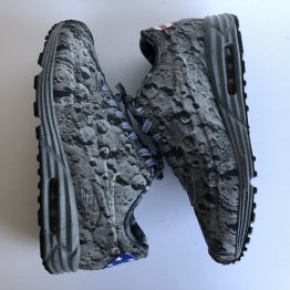 Nike Air Max 90 Moon Landing