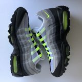 Nike Air Max 95 Neon Retro