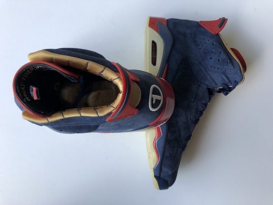 Nike Air Jordan VI Retro "Doernbecher" (2009) - Image 9