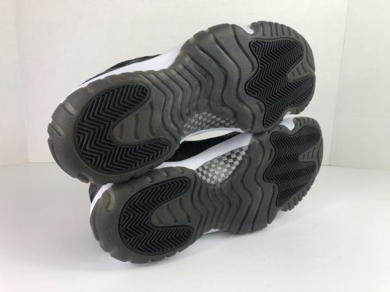 Nike Air Jordan XI Retro Low I.E. (2011) - Image 4