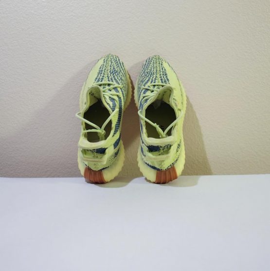 adidas Yeezy Boost 350 V2 "Semi Frozen Yellow" (2017) - Image 9