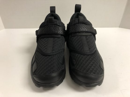 Air Jordan Trunner LX "Triple Black" BG (2017) - Image 3